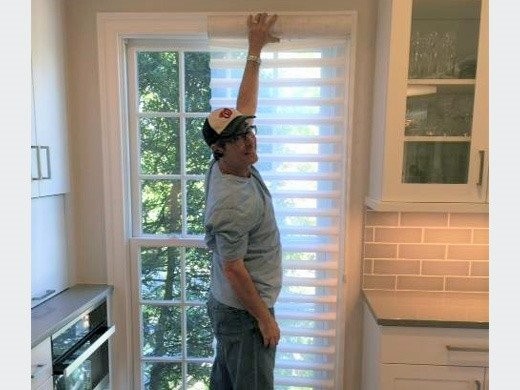 Hunter Douglas Dealer Image