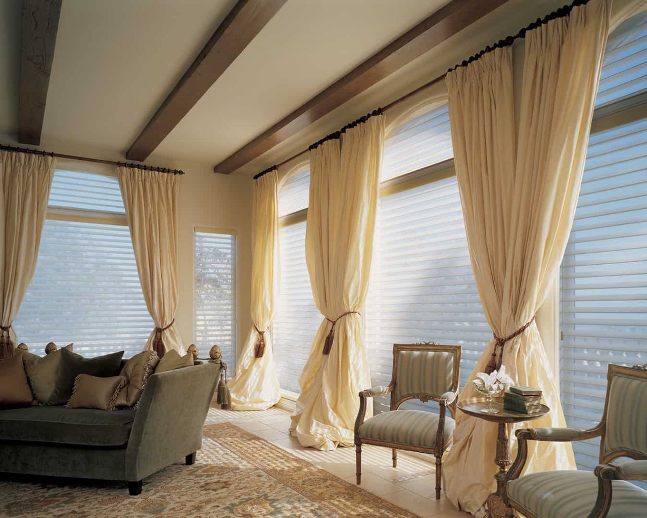 Hunter Douglas Silhouette® Window Shadings, Sheer Shades, Sheer Blinds, Window Shadings near Silver Spring, Maryland (MD)